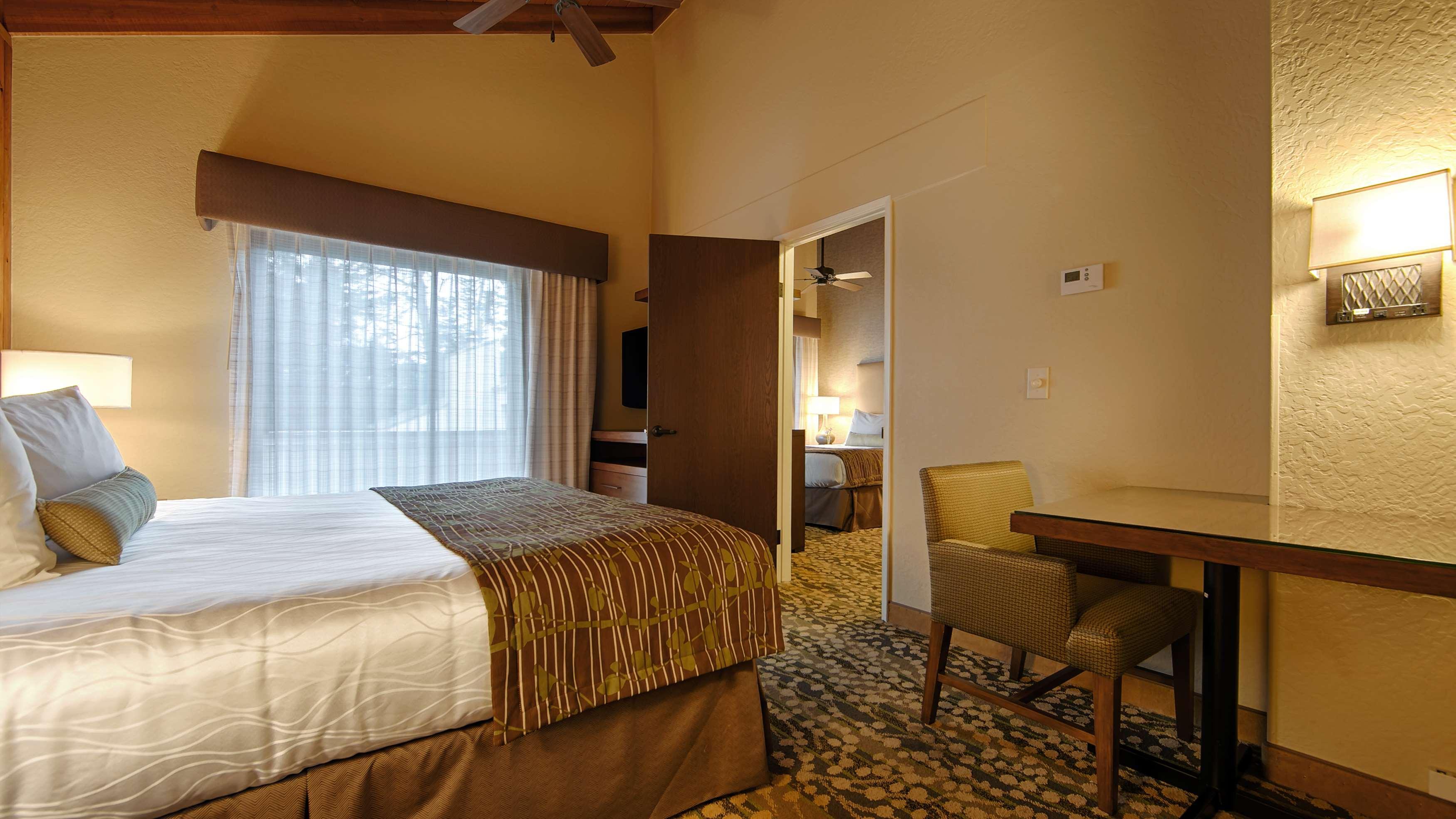 Best Western The Inn & Suites Pacific Grove Exteriér fotografie