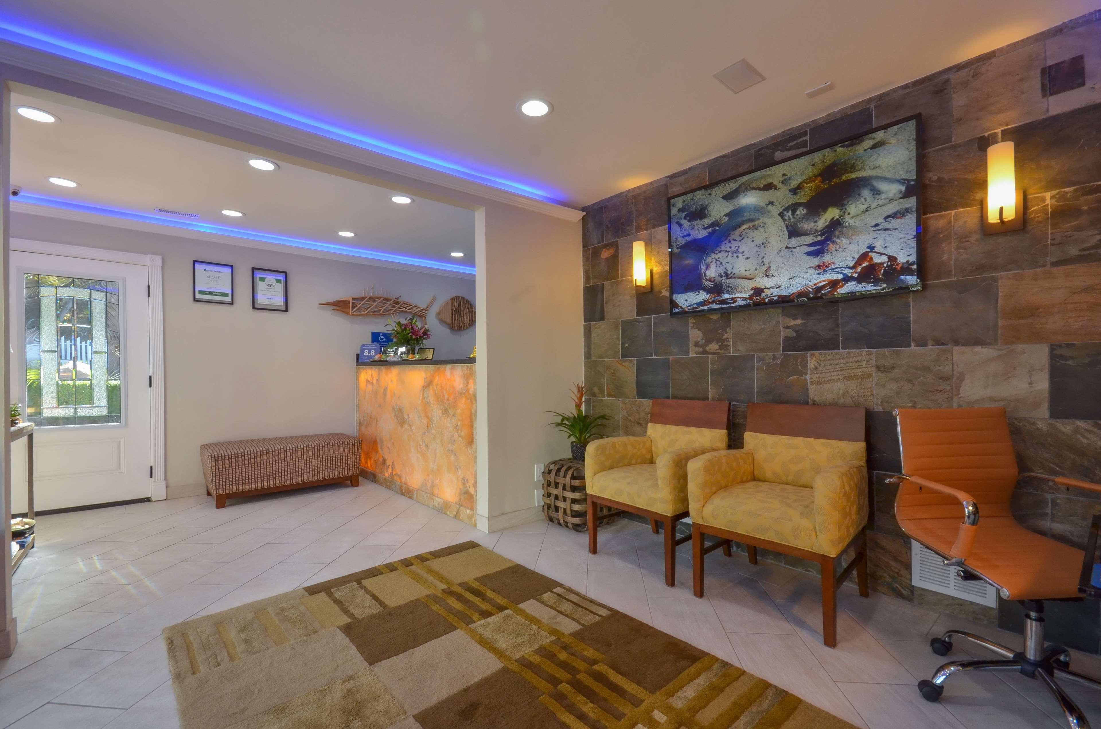 Best Western The Inn & Suites Pacific Grove Exteriér fotografie