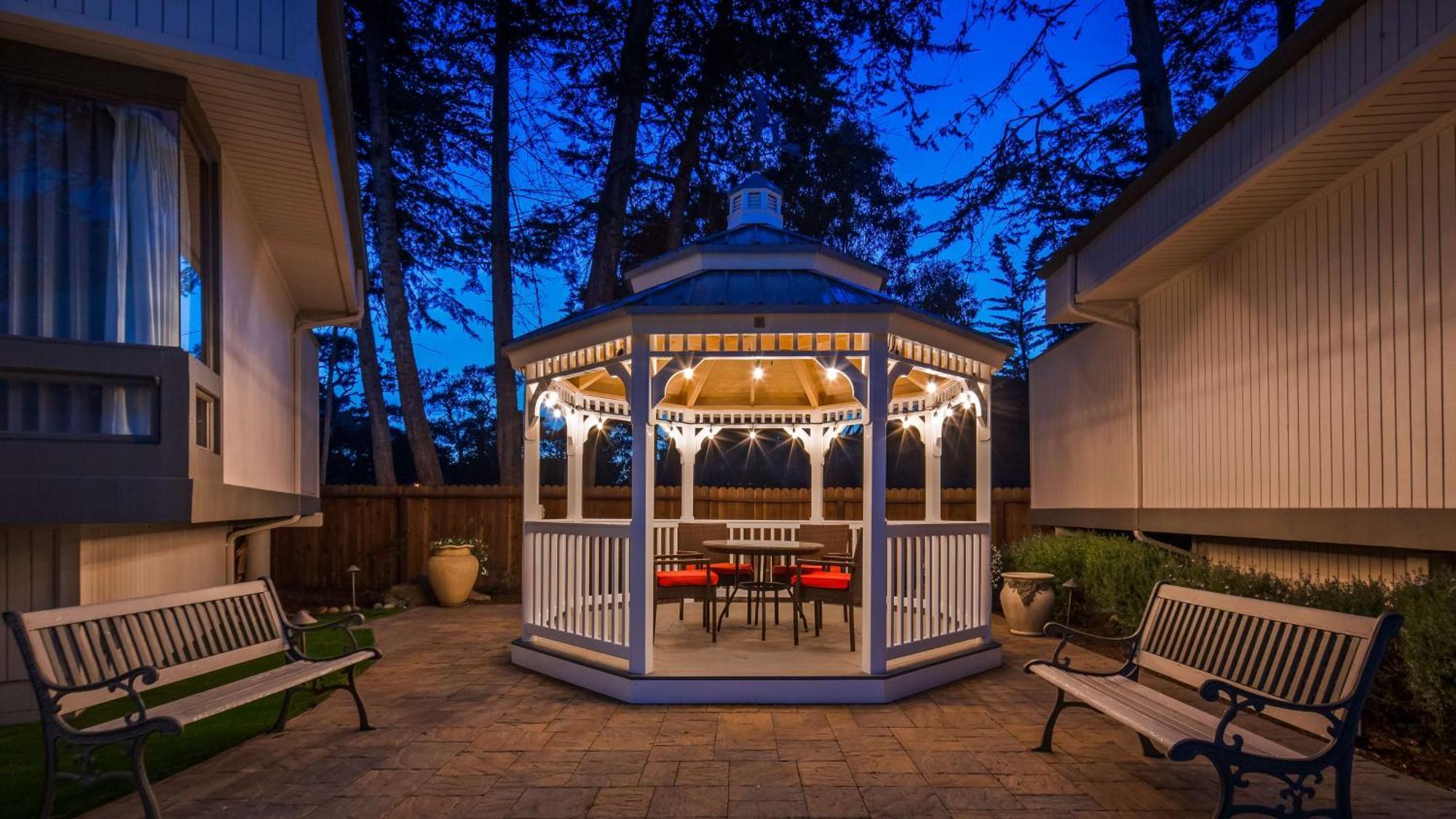 Best Western The Inn & Suites Pacific Grove Exteriér fotografie
